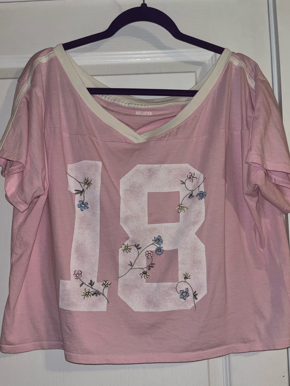 Hollister Off the Shoulder Varsity Floral Graphic Tee
